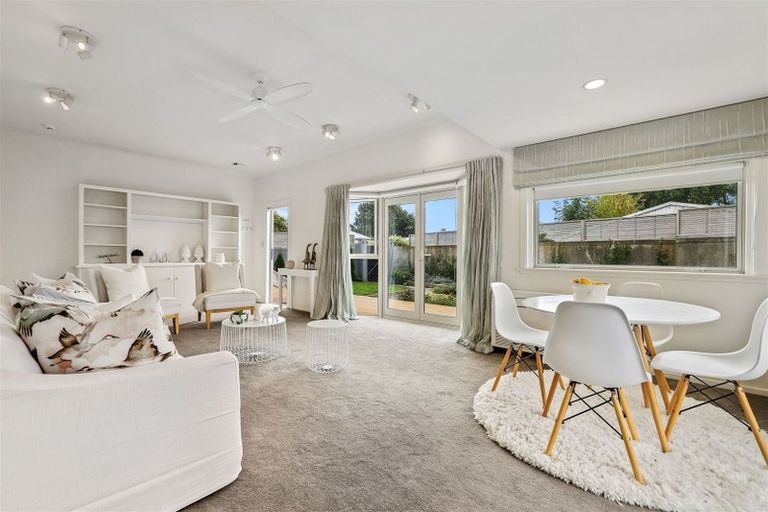 Photo of property in 122a Colombo Street, Sydenham, Christchurch, 8023