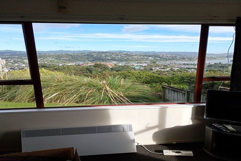 Photo of property in 2/69 Pope Street, Camborne, Porirua, 5026