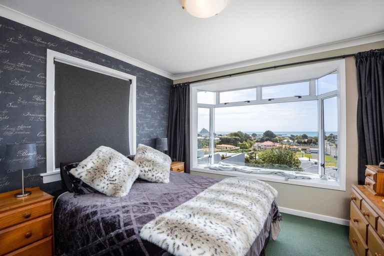 Photo of property in 50 Calvert Road, Lynmouth, New Plymouth, 4310