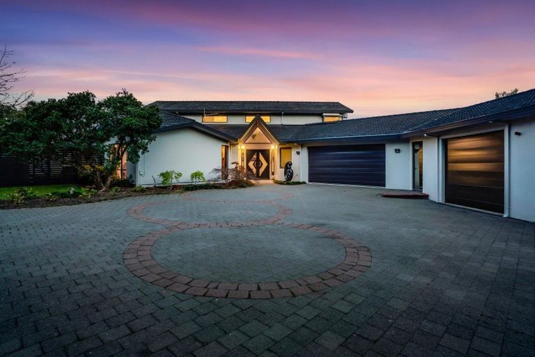 Photo of property in 371b Mangorei Road, Merrilands, New Plymouth, 4312