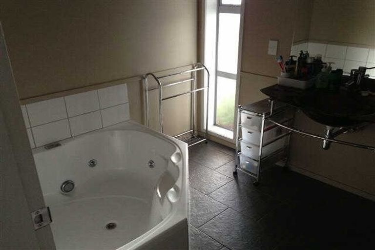 Photo of property in 14 Portobello Way, Huntington, Hamilton, 3210