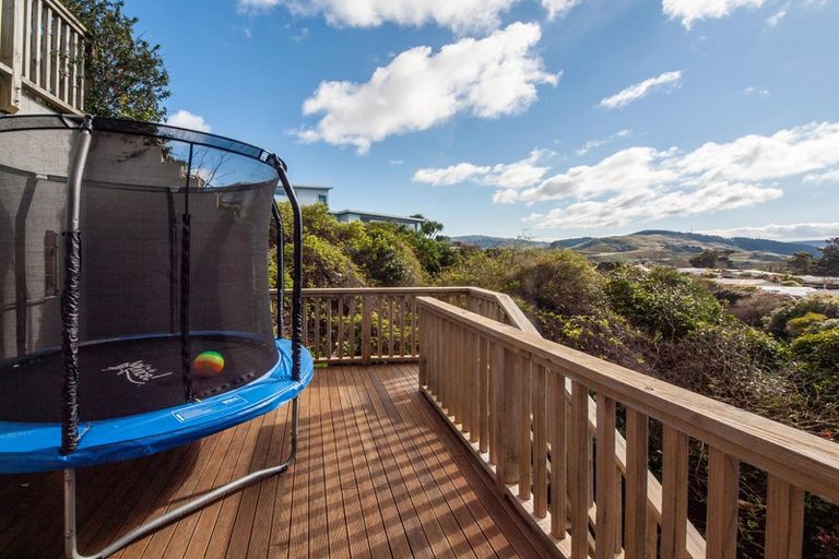 Photo of property in 65 Hawtrey Terrace, Churton Park, Wellington, 6037