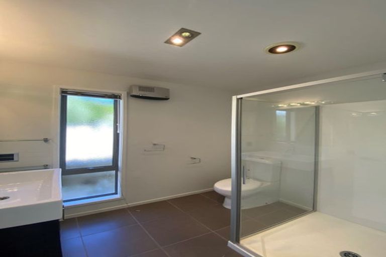 Photo of property in 22 Istana Place, Britannia Heights, Nelson, 7010