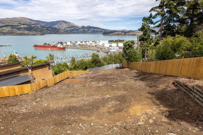 Photo of property in 21 Bridle Path, Lyttelton, 8082