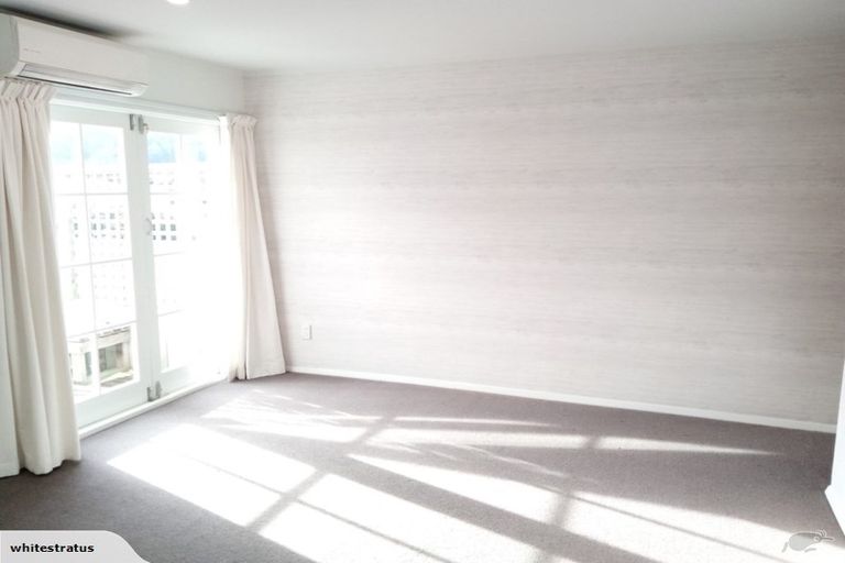 Photo of property in 36 Drummond Street, Mount Cook, Wellington, 6021