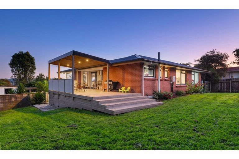 Photo of property in 8 Henry Street, Western Heights, Rotorua, 3015