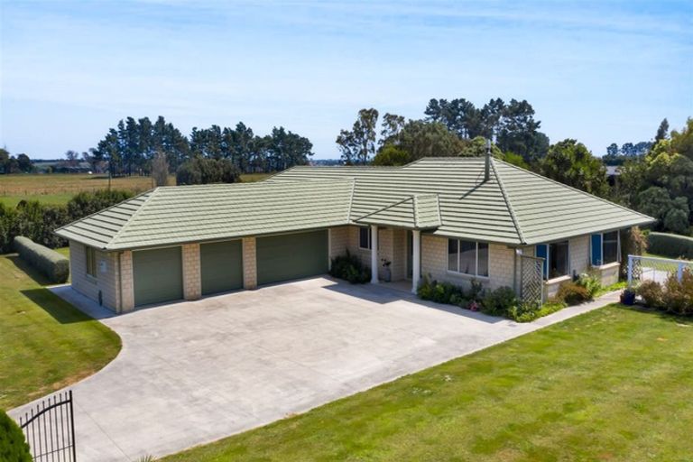 Photo of property in 30 Waipapa Road, Waitara, 4383
