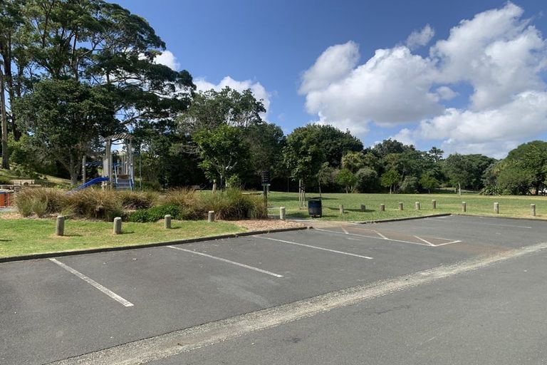 Photo of property in 106c Taikata Road, Te Atatu Peninsula, Auckland, 0610
