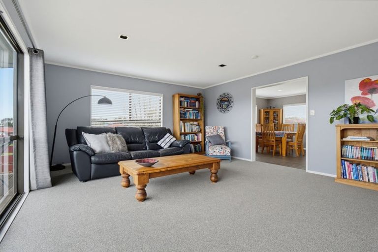 Photo of property in 1 Te Ana Place, Lynmore, Rotorua, 3010