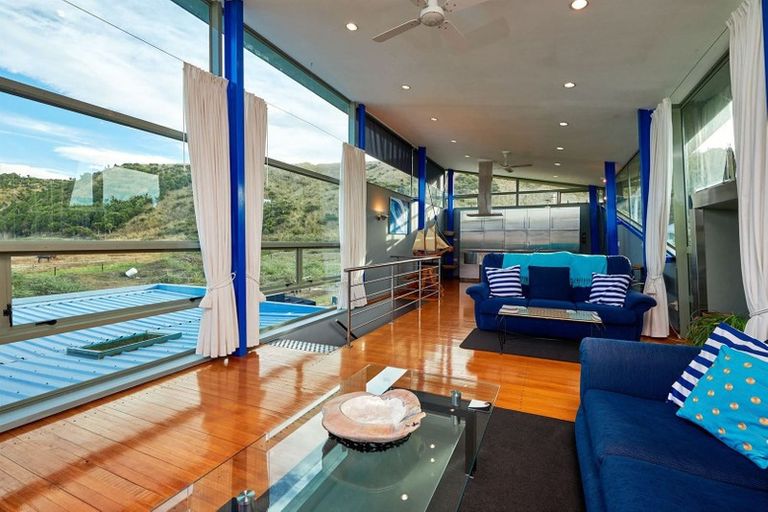 Photo of property in 13 Kotare Place, South Bay, Kaikoura, 7300