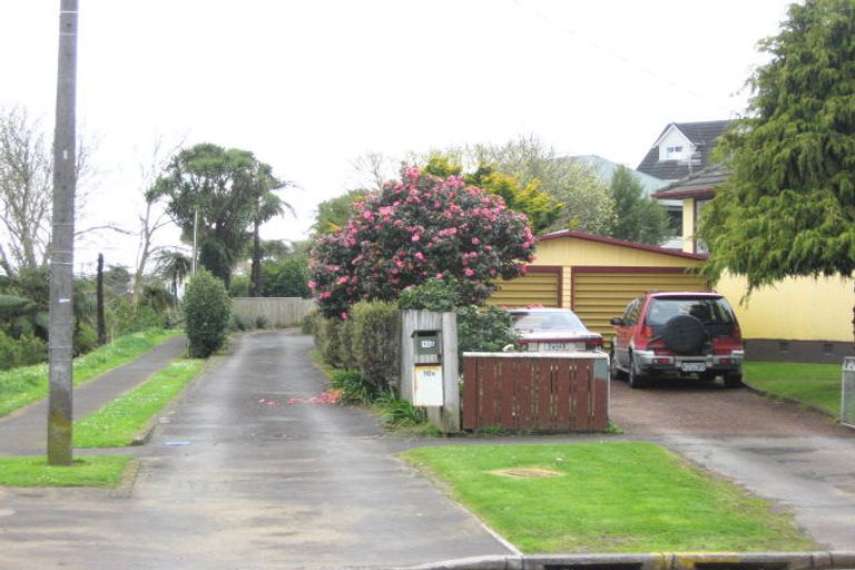 Photo of property in 8b Camden Street, Vogeltown, New Plymouth, 4310