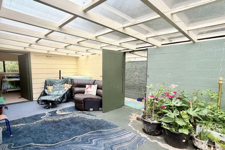 Photo of property in 42 Jessop Street, South Hill, Oamaru, 9400