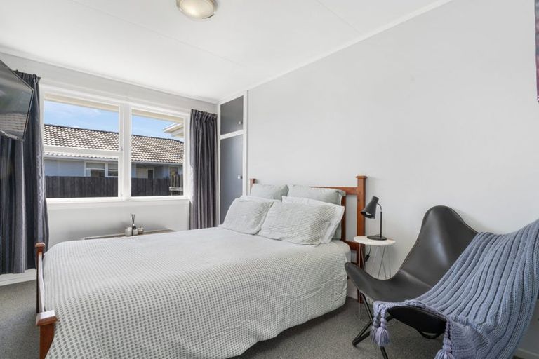 Photo of property in 6 Meldrum Place, Bishopdale, Christchurch, 8051