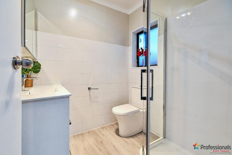 Photo of property in 27 Thompson Terrace, Manurewa, Auckland, 2102