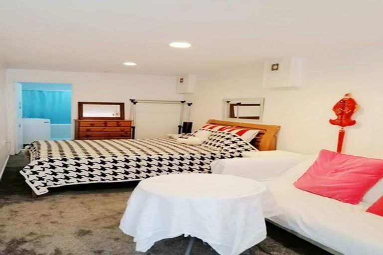 Photo of property in 63 Archers Road, Hillcrest, Auckland, 0629