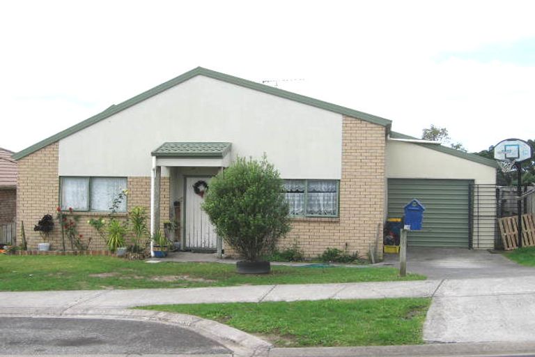 Photo of property in 36 Charlenne Close, Ranui, Auckland, 0612