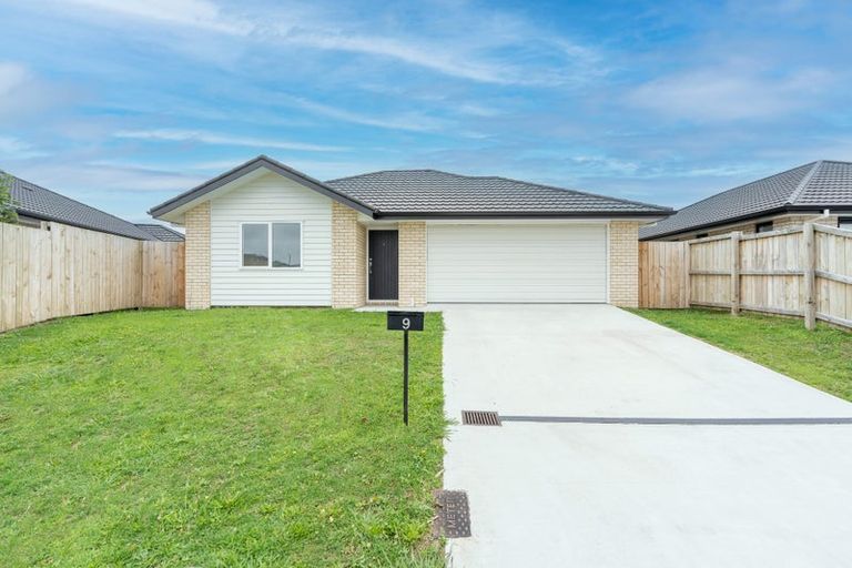 Photo of property in 9 Keerangi Place, Rototuna North, Hamilton, 3210