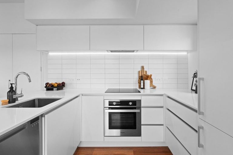 Photo of property in 4/30 Peterborough Street, Christchurch Central, Christchurch, 8013