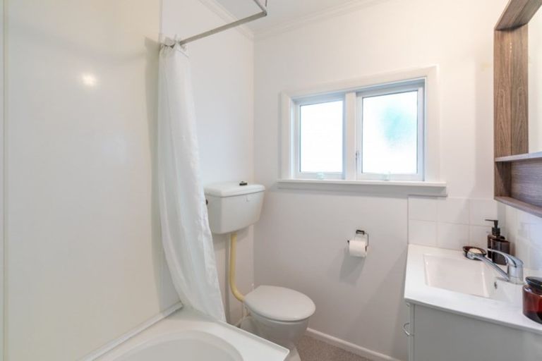 Photo of property in 66 Rookwood Avenue, New Brighton, Christchurch, 8083