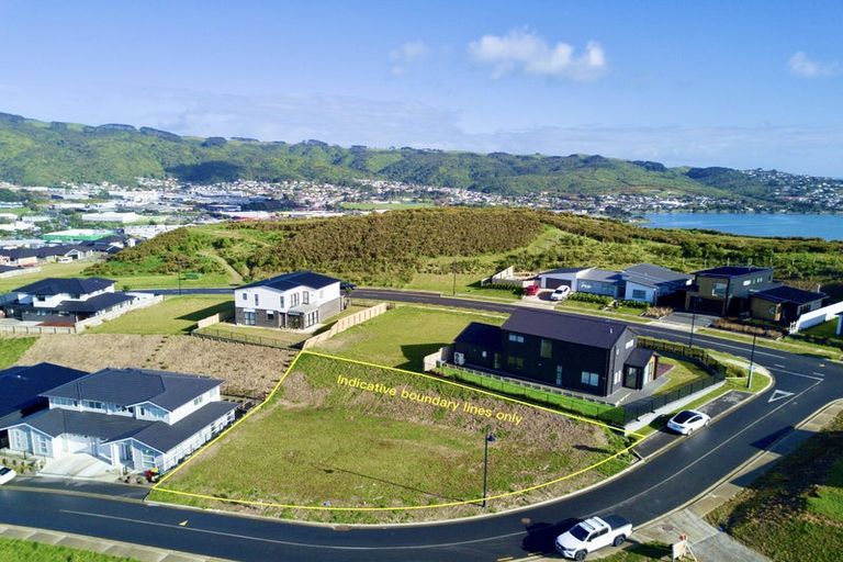 Photo of property in 4 Te Arapito Close, Aotea, 5024