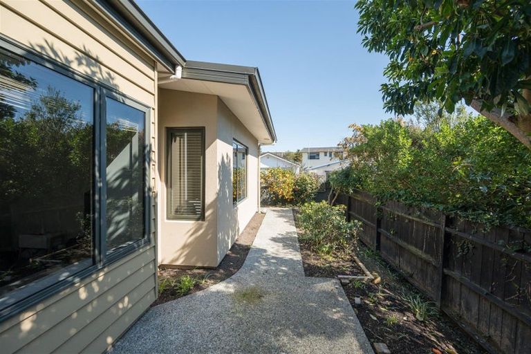 Photo of property in 25 Martin Street, Monaco, Nelson, 7011
