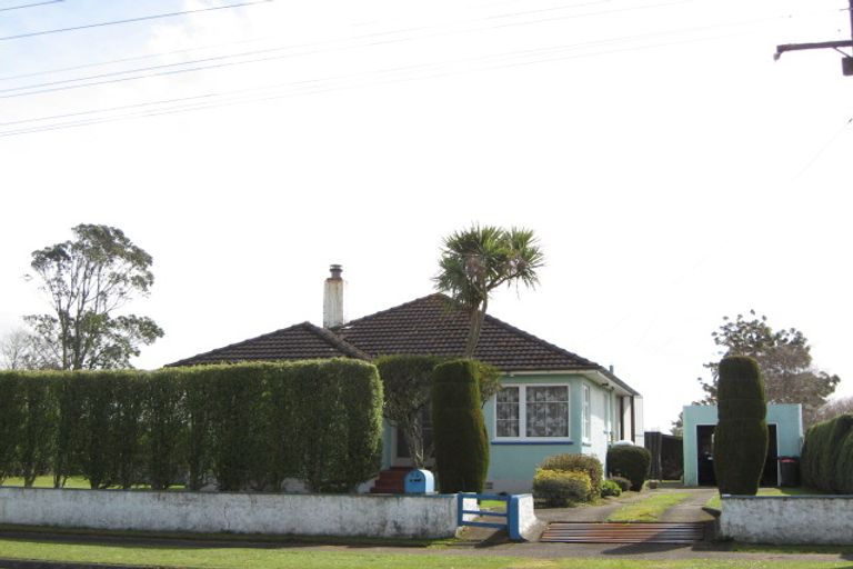 Photo of property in 32 Celia Street, Stratford, 4332