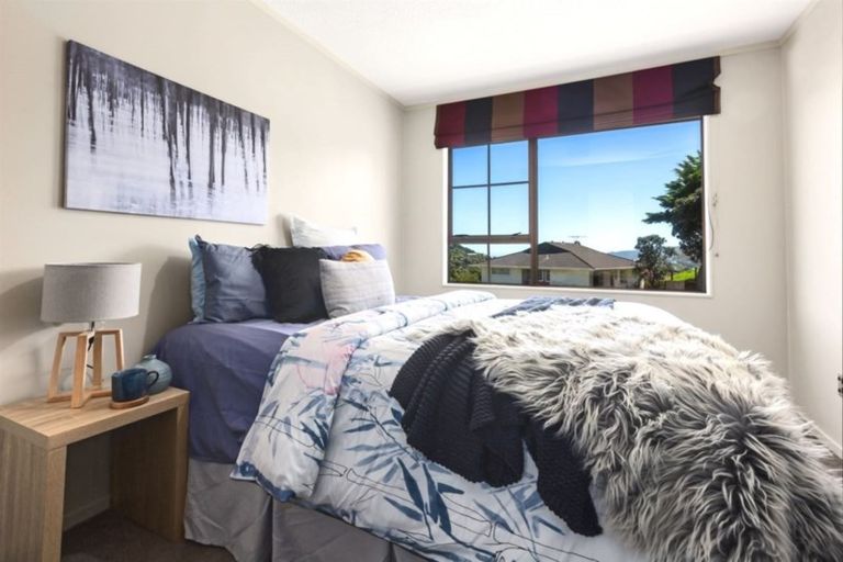 Photo of property in 4 Mercury Way, Whitby, Porirua, 5024