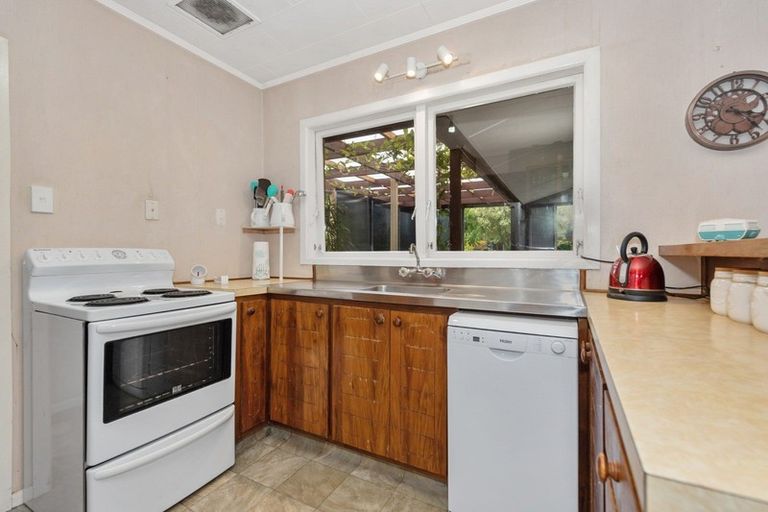 Photo of property in 3 Madill Road, St Andrews, Hamilton, 3200