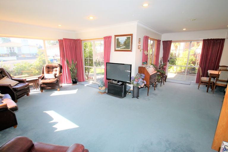 Photo of property in 39 Mure Street, Mosgiel, 9024