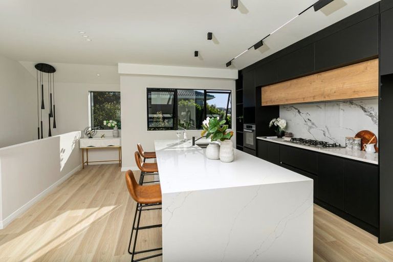 Photo of property in 167a East Coast Road, Castor Bay, Auckland, 0620