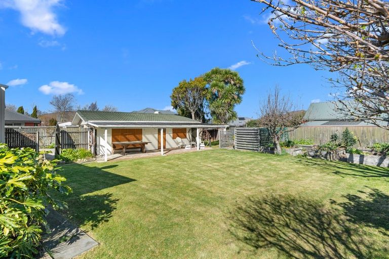 Photo of property in 65 Halswell Junction Road, Halswell, Christchurch, 8025