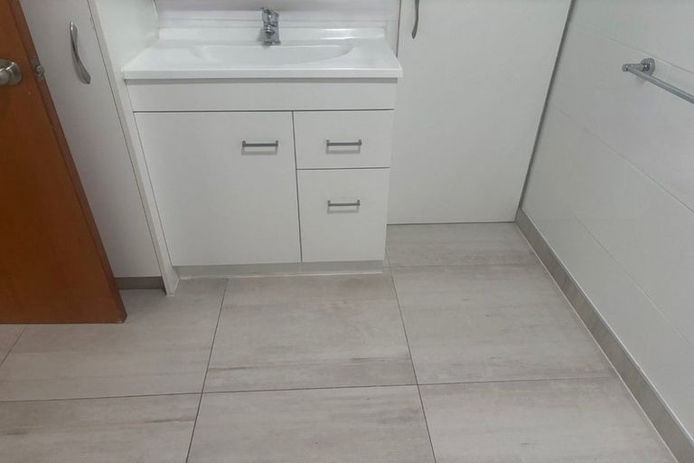 Photo of property in 16 George Street, Riccarton, Christchurch, 8041