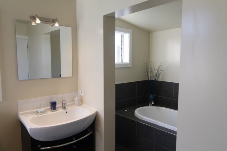 Photo of property in 25 Swanns Road, Richmond, Christchurch, 8013