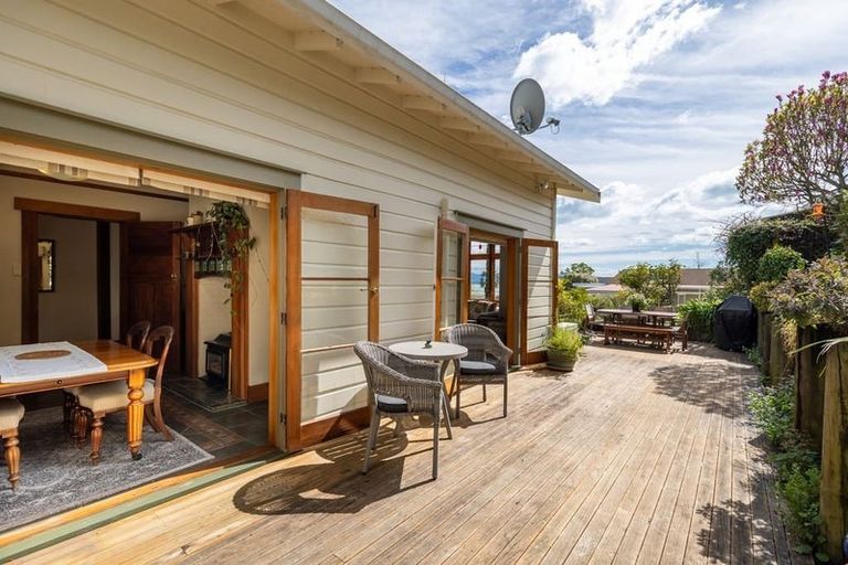 Photo of property in 43 Bisley Avenue, Moana, Nelson, 7011