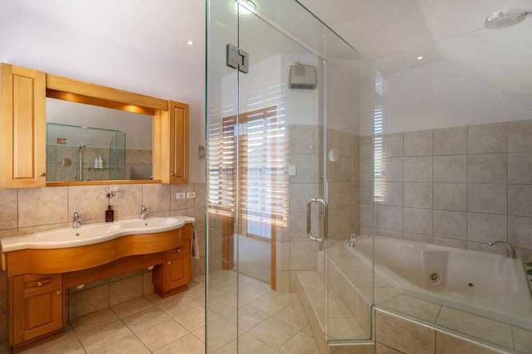 Photo of property in 34 Hull Street, South Hill, Oamaru, 9400