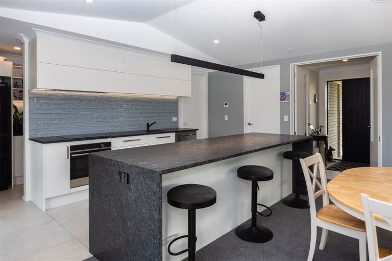 Photo of property in 123 Prestons Park Drive, Marshland, Christchurch, 8083