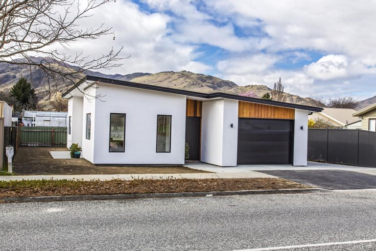 Photo of property in 50 Barry Avenue, Cromwell, 9310