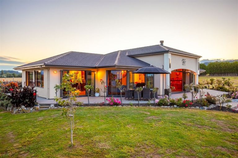 Photo of property in 71 Waiwhero Road, Lower Moutere, Upper Moutere, 7175