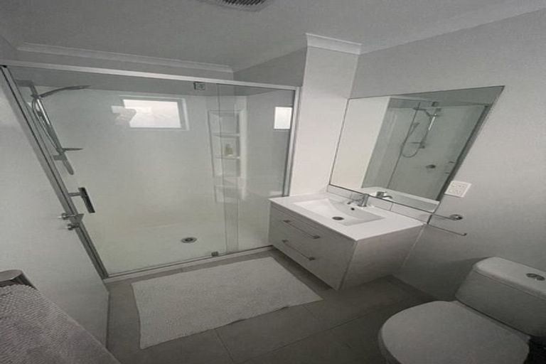 Photo of property in 32d Brigham Creek Road, Whenuapai, Auckland, 0618