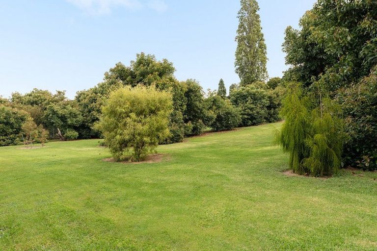 Photo of property in 19 Oliver Road, Eastern Beach, Auckland, 2012