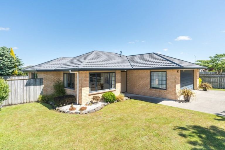 Photo of property in 6 Brookside Close, Highbury, Palmerston North, 4412