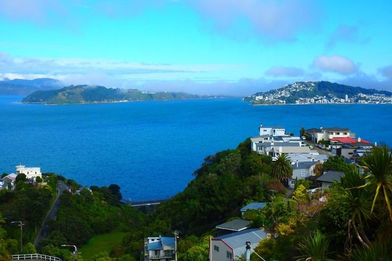 Photo of property in 155 Onslow Road, Khandallah, Wellington, 6035