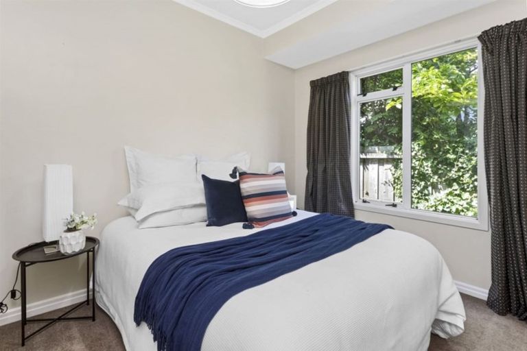 Photo of property in 110 Clyde Road, Ilam, Christchurch, 8041