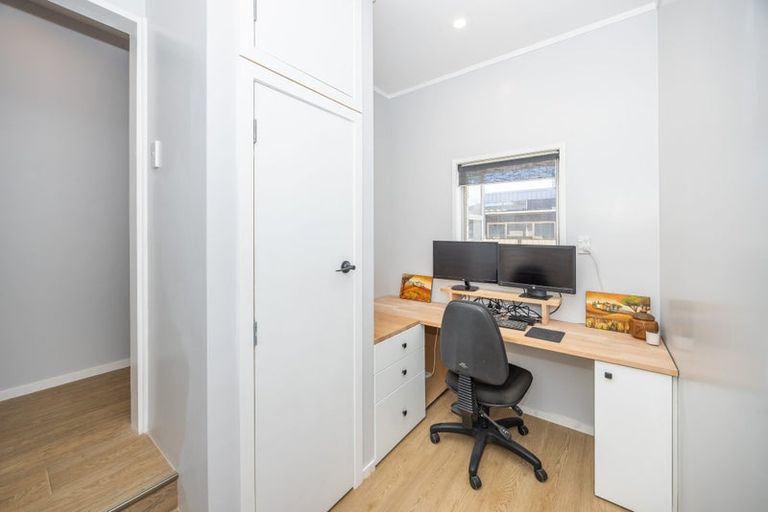 Photo of property in 14 Storey Avenue, Forest Lake, Hamilton, 3200