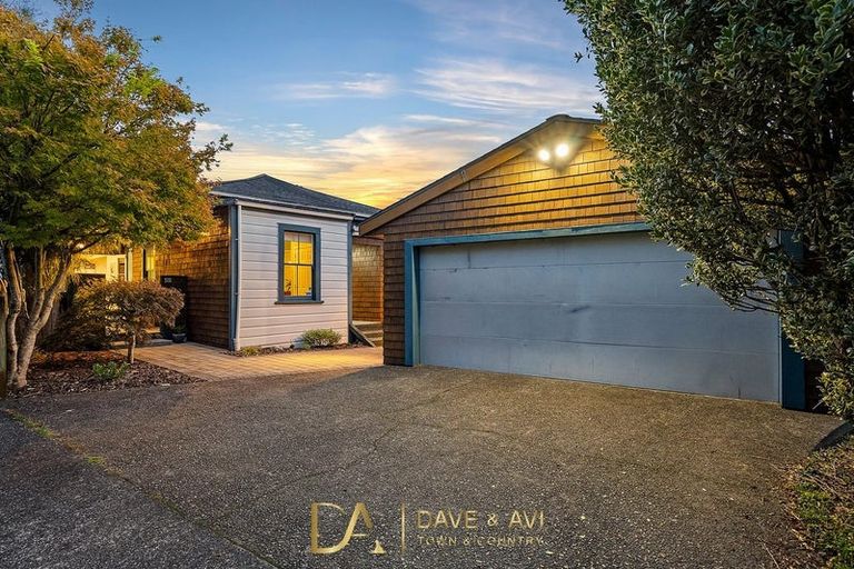 Photo of property in 500 Swanson Road, Ranui, Auckland, 0612