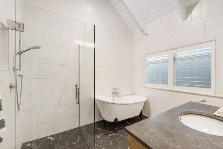 Photo of property in 197 Papakura-clevedon Road, Clevedon, Papakura, 2582