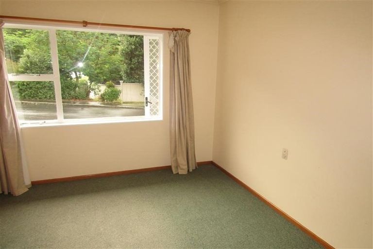 Photo of property in 3 Lerwick Terrace, Melrose, Wellington, 6023