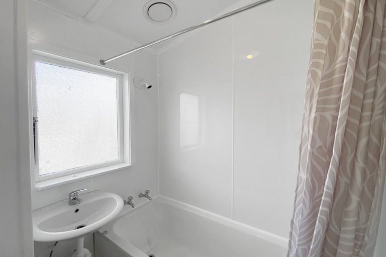 Photo of property in 211-214 Anzac Parade, Whanganui East, Whanganui, 4500