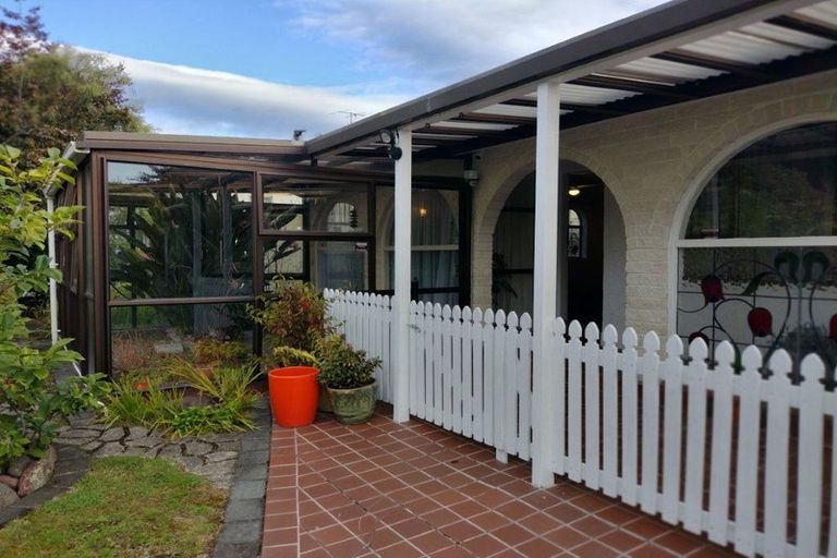 Photo of property in 1/26 Marlborough Street, Silverstream, Upper Hutt, 5019