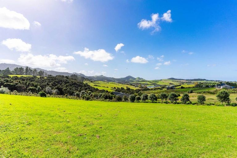 Photo of property in 736 Barrier View Road, Mangawhai, 0573